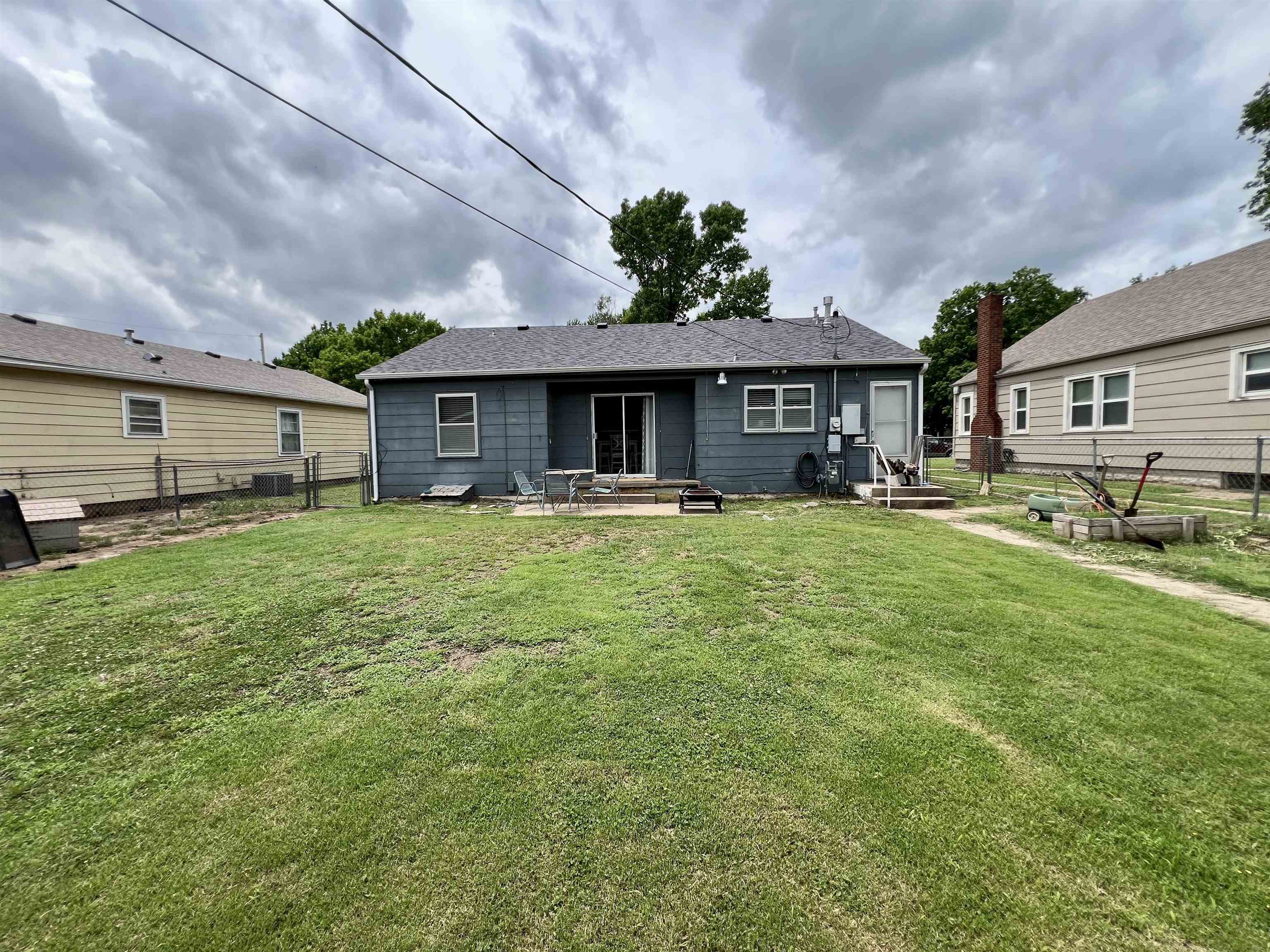 1208 N 2nd