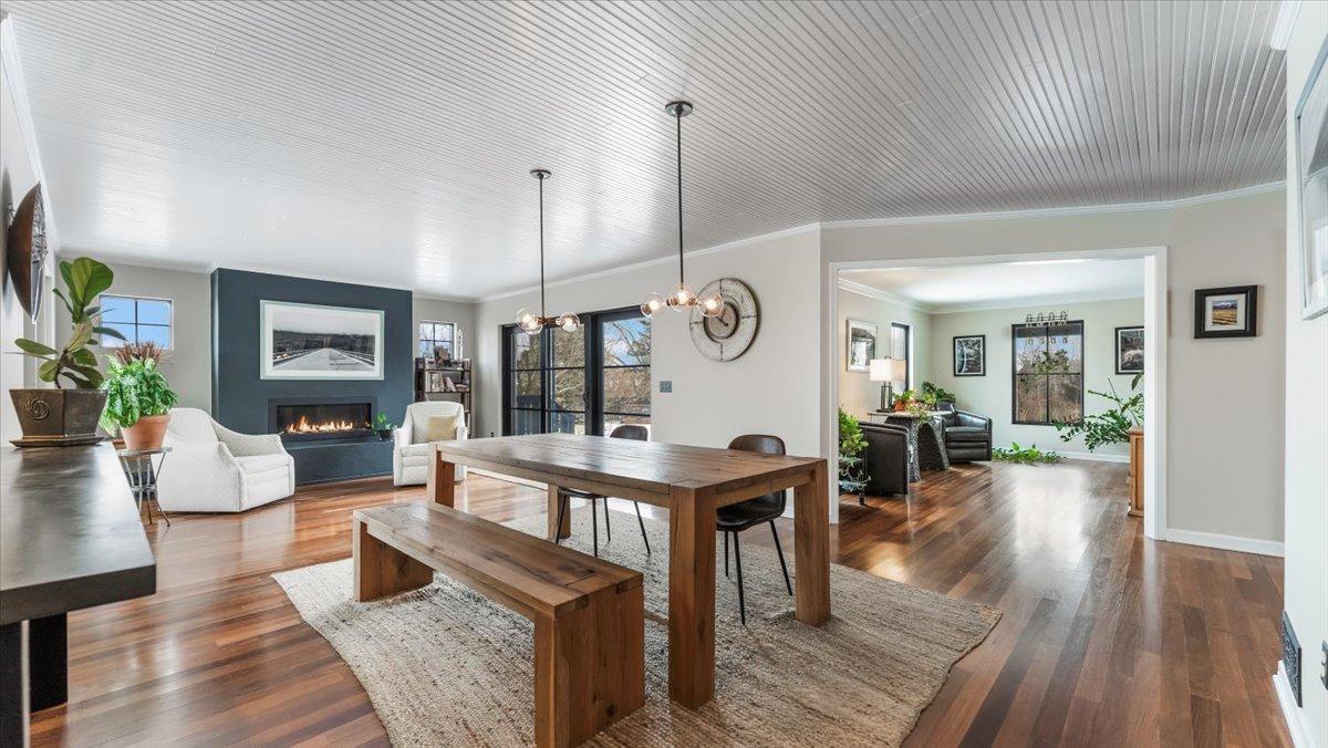 1722 Boxwood Circle
