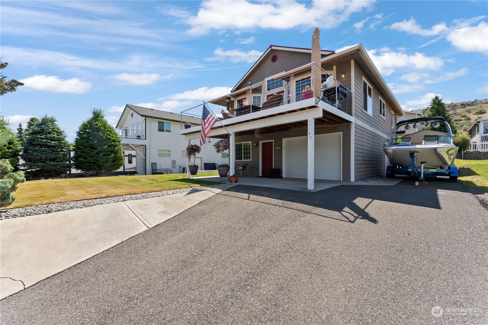 Real Estate For Sale 140 Emerson Drive, Orondo, WA