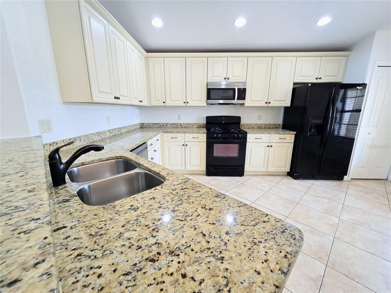 302 San Lorenzo Court
