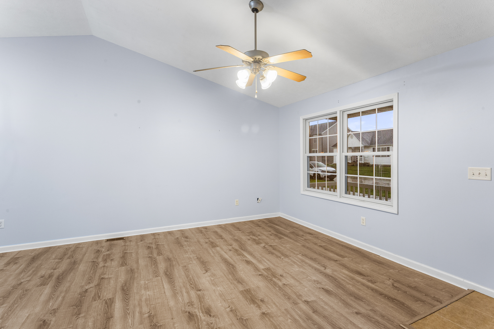 1304 S Abercorn