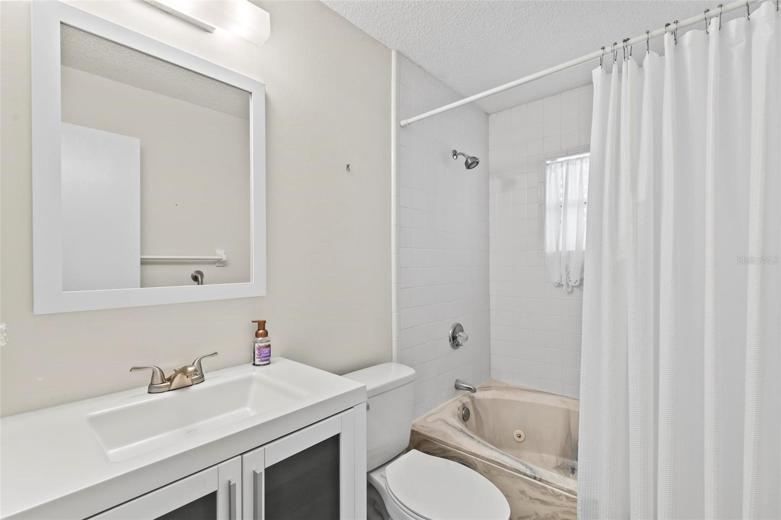 19 Cedar Hollow Court