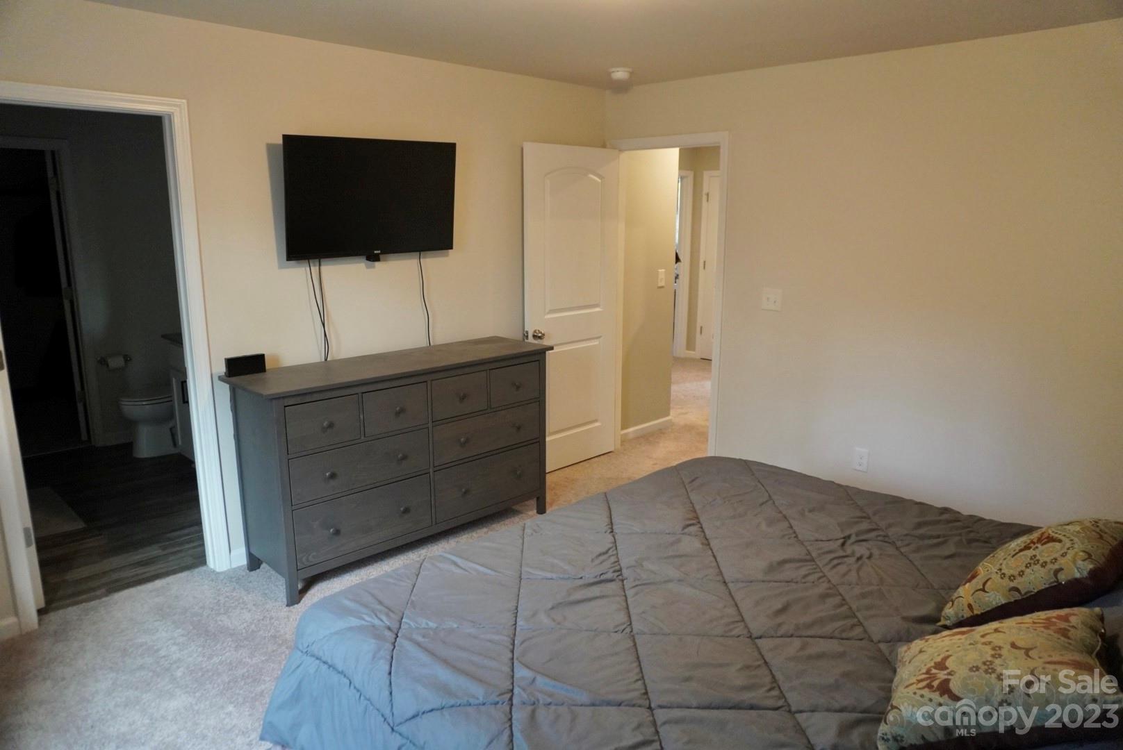 1387 Cannan Mountain Drive