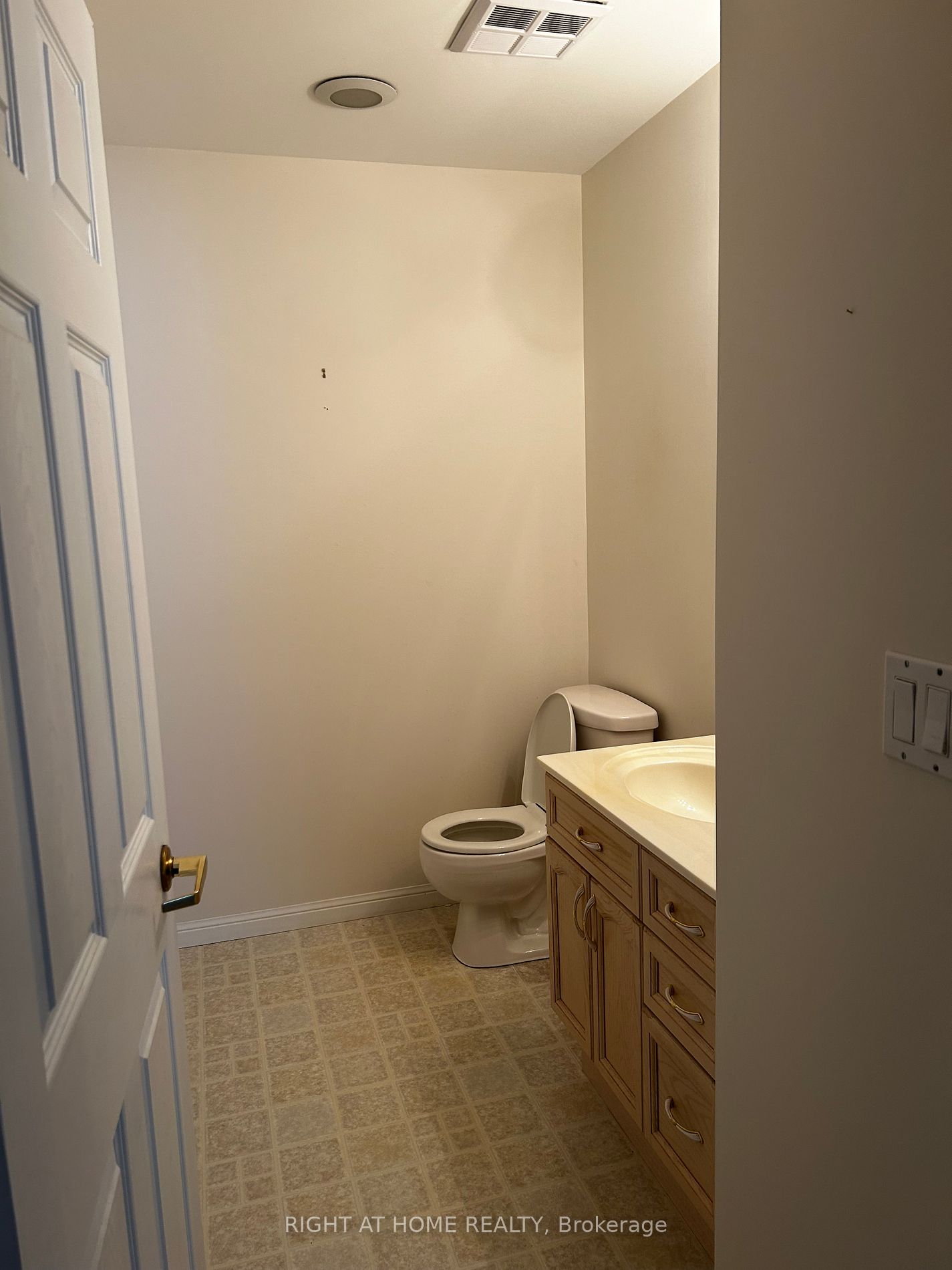 94 Dean Ave 107