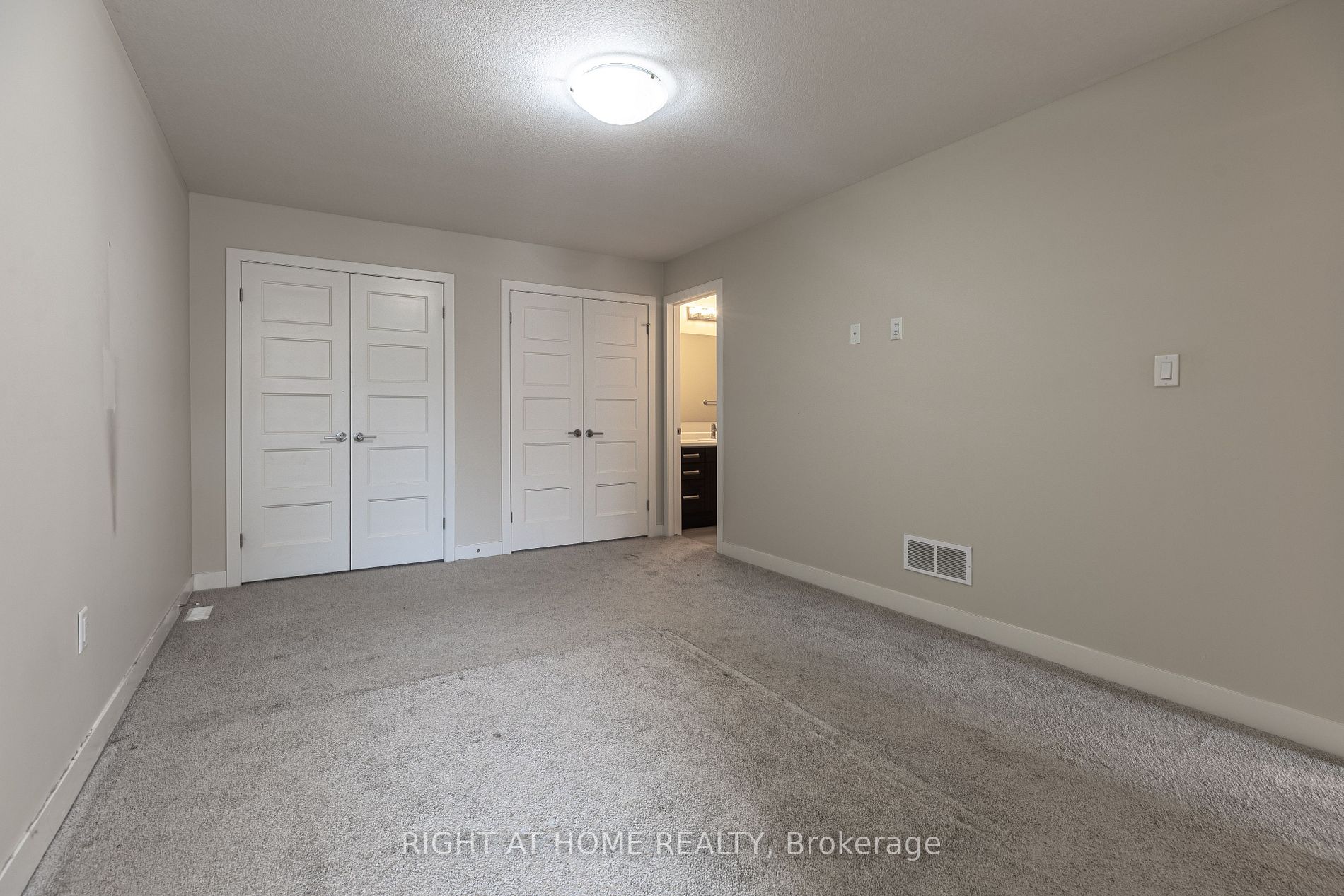 925 Battery Park 102