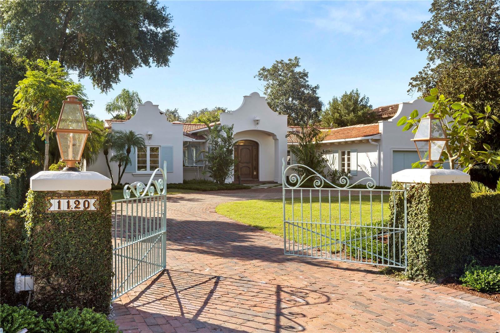 Miami Beach/Coral Gables meets Winter Park high-end luxury for today's upscale lifestyle. Phil Kean completely re-imagined this 3400 sq ft one story home from top to bottom leaving virtually nothing untouched! If you are looking for one level, indoor-outdoor living, all of the most up-to-date Bells and Whistles, in a #10 location,on a private oversized lot with circular driveway, minutes to Downtown Park Avenue, nestled among some of the most beautiful waterfront mansions in all of Winter Park, this will blow your socks off!  Available to tour by appointment only. This is a show home for the International Builders Show, now completed and ready to show to the world. Understated elegance This one is not to be missed!