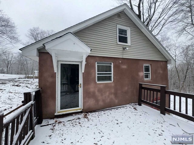 10 Woodside Drive