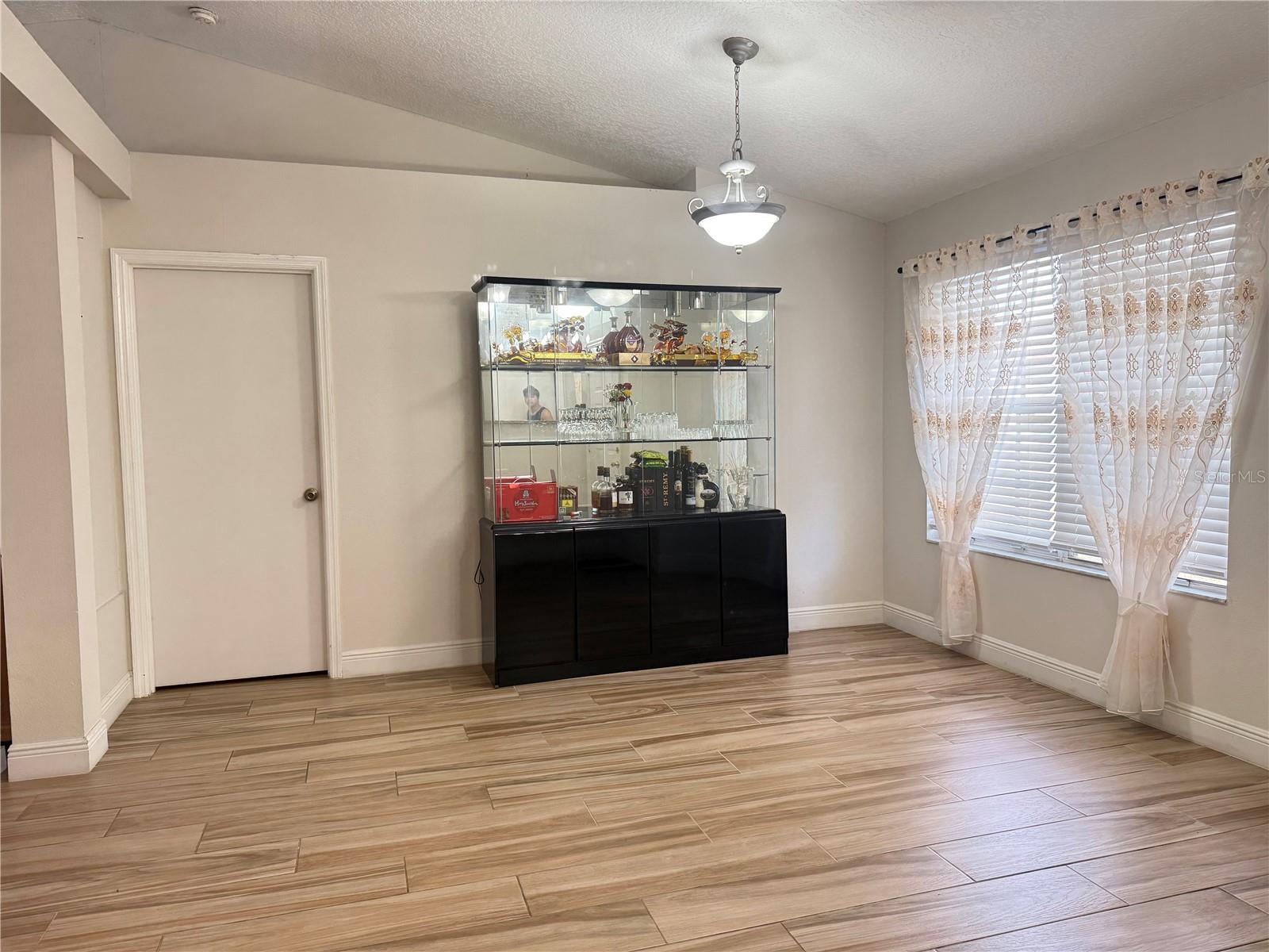 8818 Reservation Drive