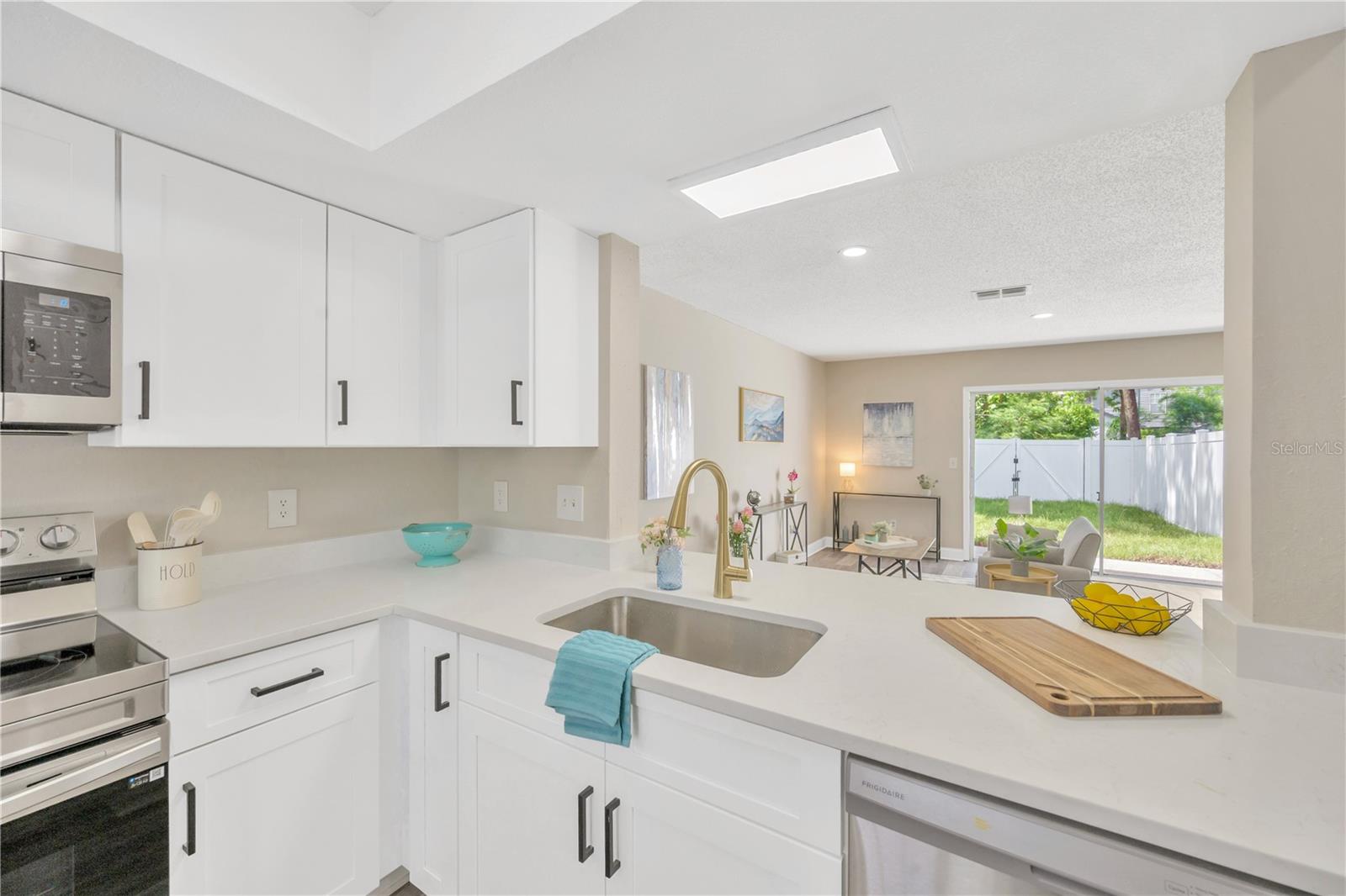 3304 Laurel View Drive