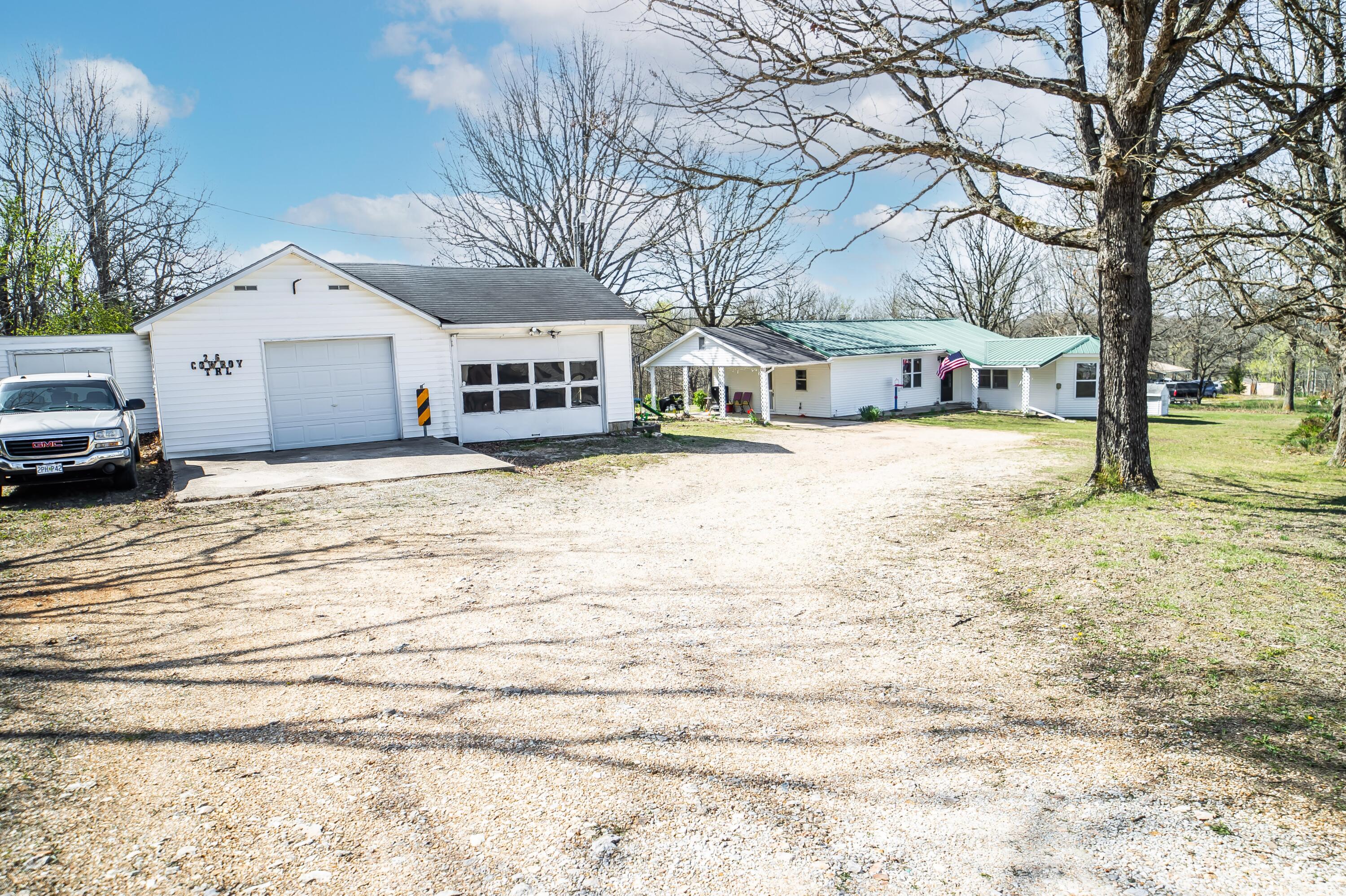 26 Cowboy Trail