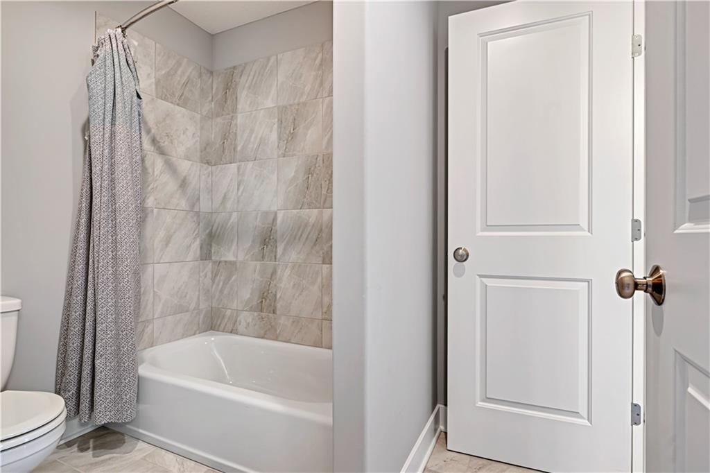 6119 NW 104th Terrace