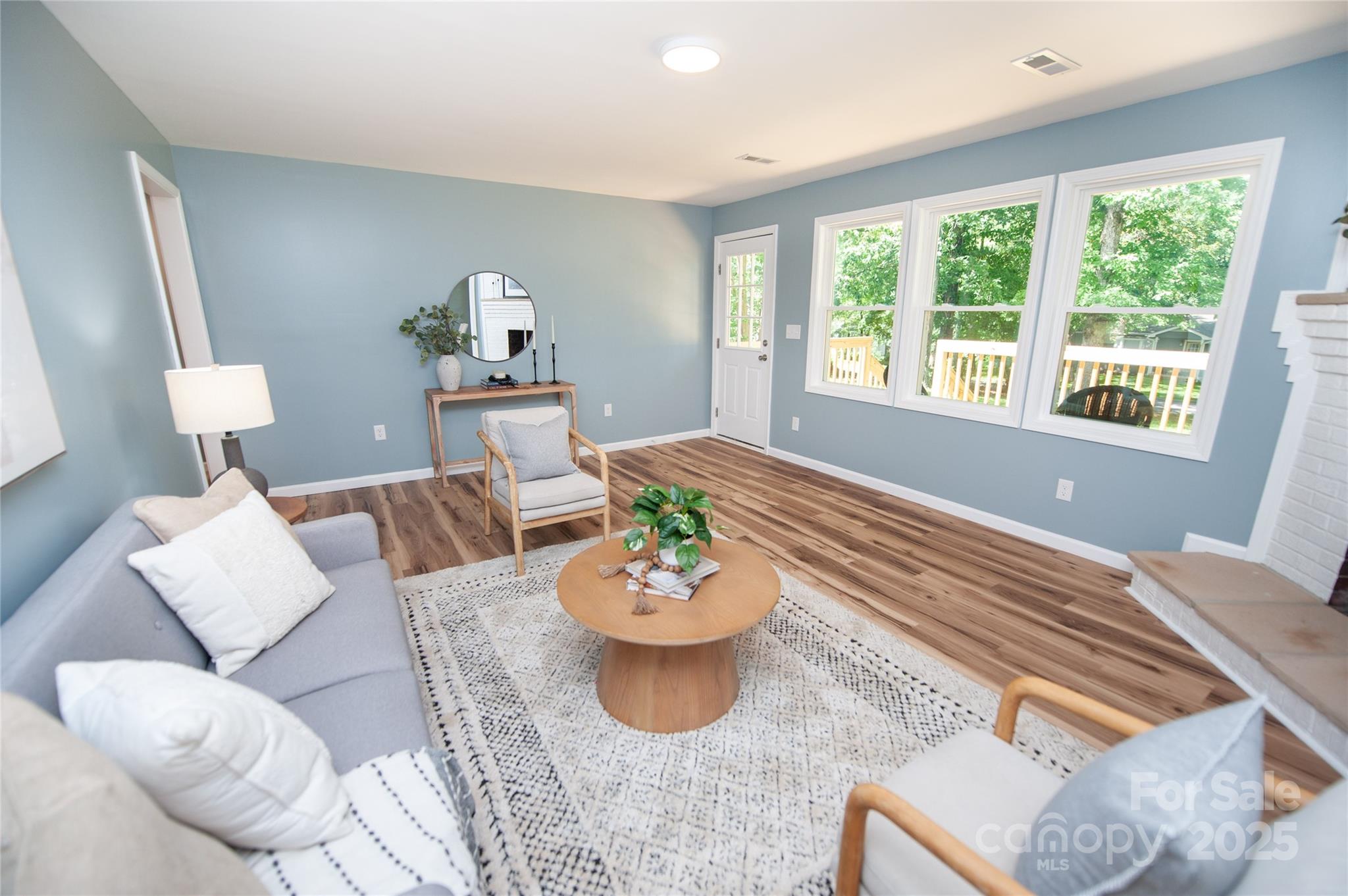 113 Oakleaf Drive
