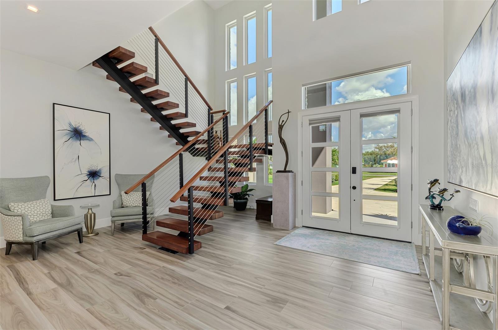 3051 Rivershore Lane