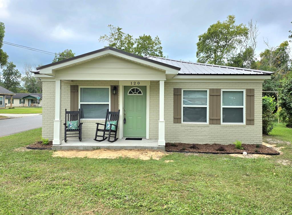 This fully remodeled 3-bedroom, 2-bath home is a gem nestled on a corner lot. Step inside to discover an inviting open floor plan with stylish finishes throughout modern kitchen with new appliances.With freshly painted exterior, interiors and new flooring throughout, this home is move-in ready. Located just minutes from local shops and dining options, you'll enjoy both convenience and community charm. Don't miss this opportunity to call this stunning property your own—schedule your private tour today!