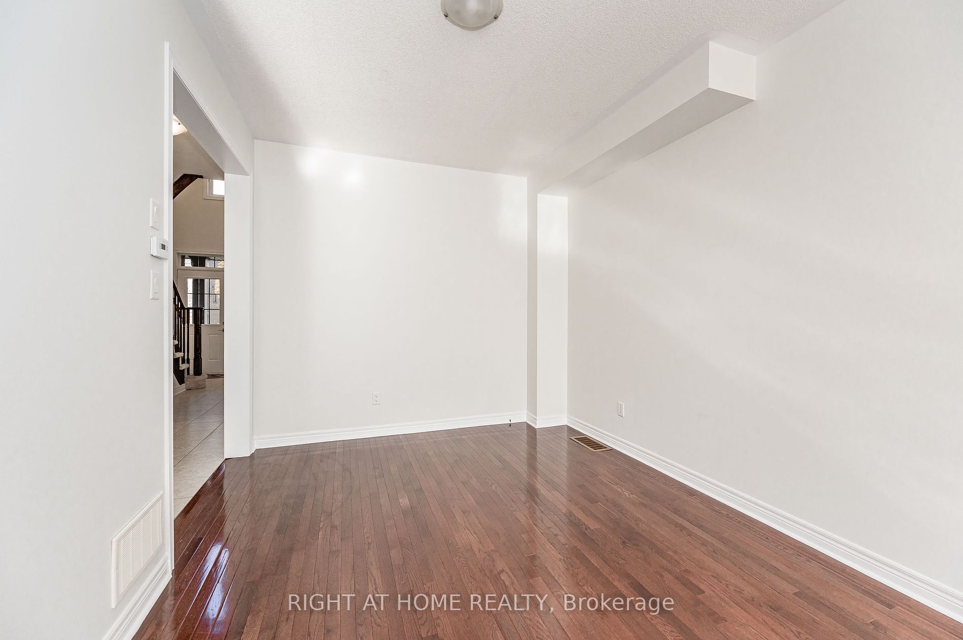 2418 Old Brompton Way