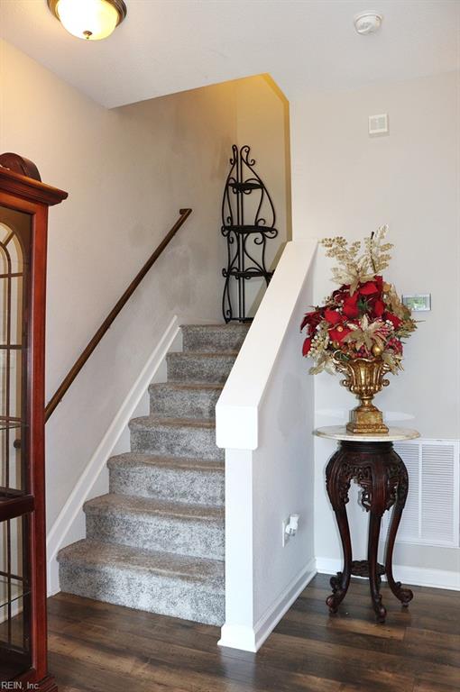 515 Waterside Drive 117