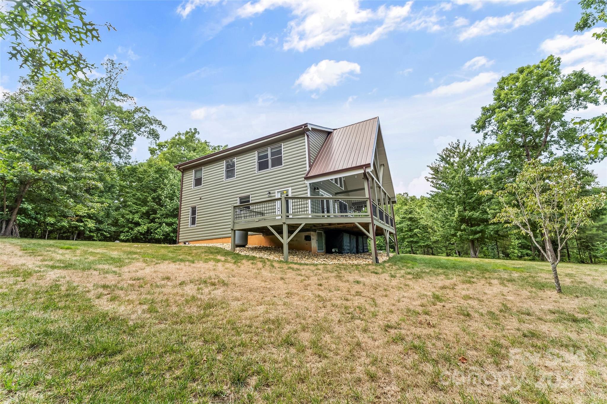 21 Lakeview Trail