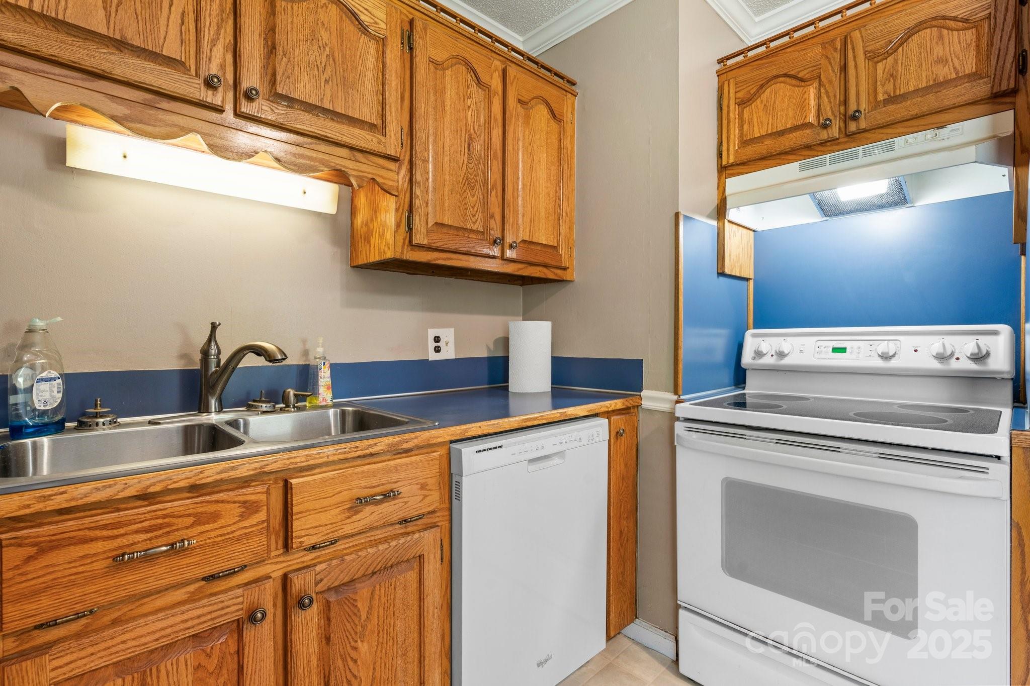 1040 Stagecoach Trail