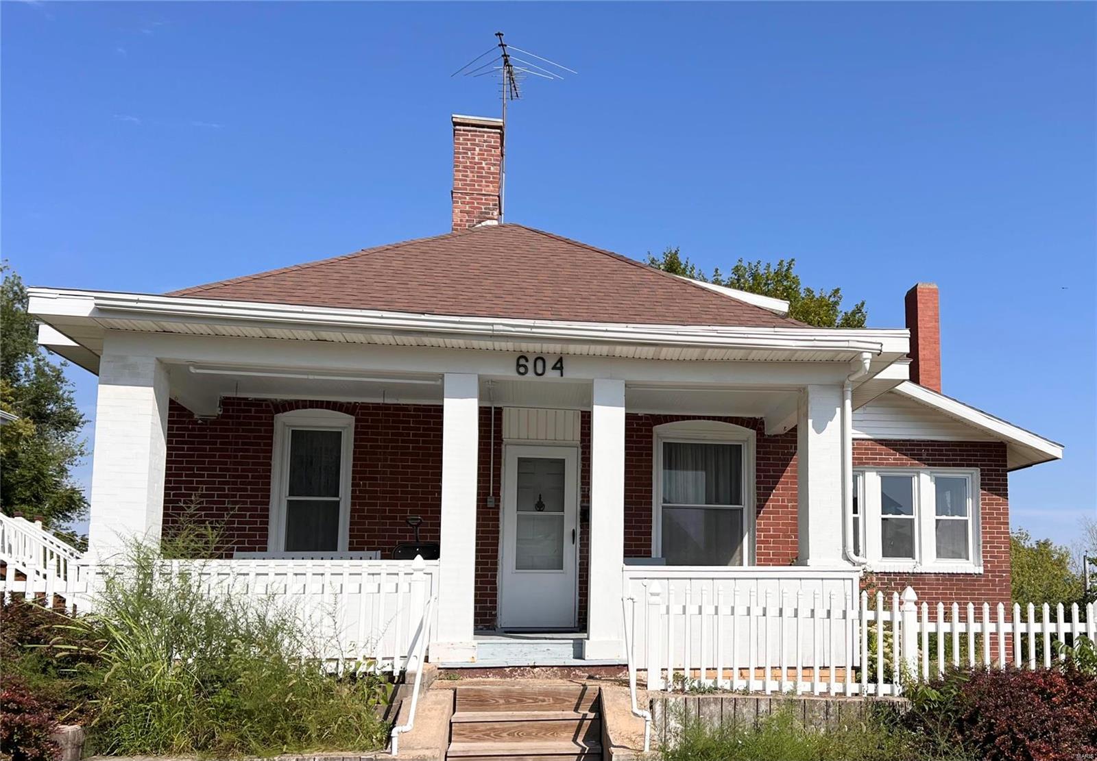 604 Olive Street