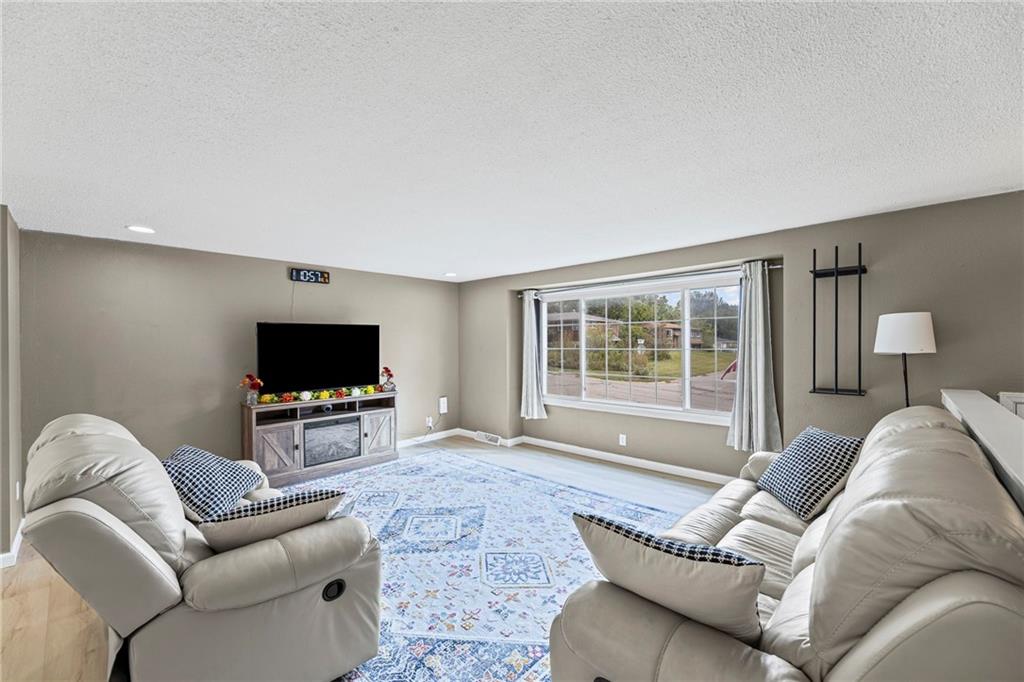 4509 NW 50th Terrace