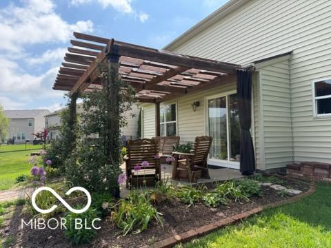 5752 Columbia Circle S