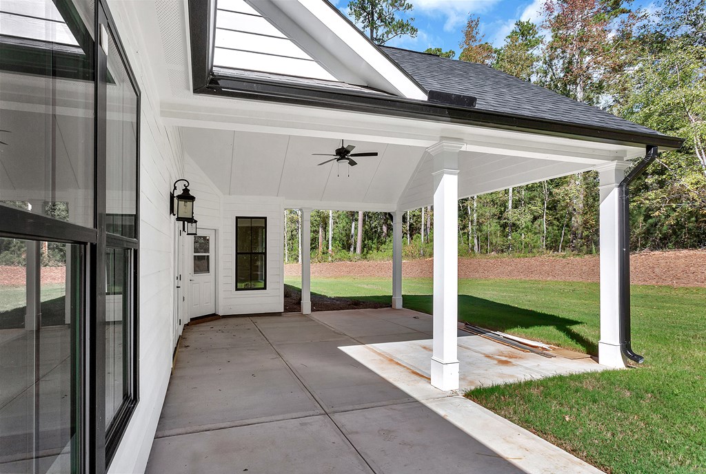 304 Abercrombie Point