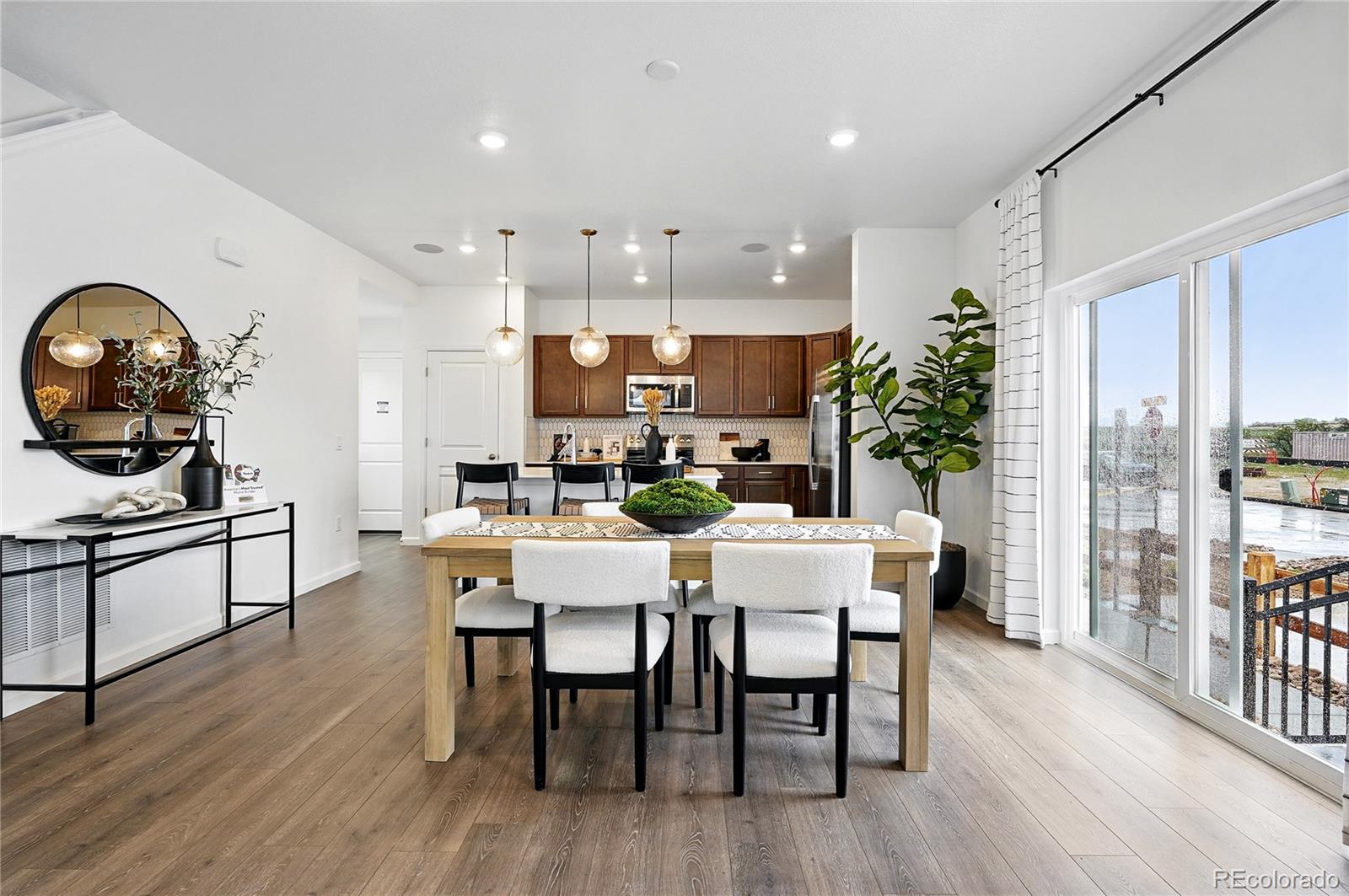 14845 Arbor Boulevard W