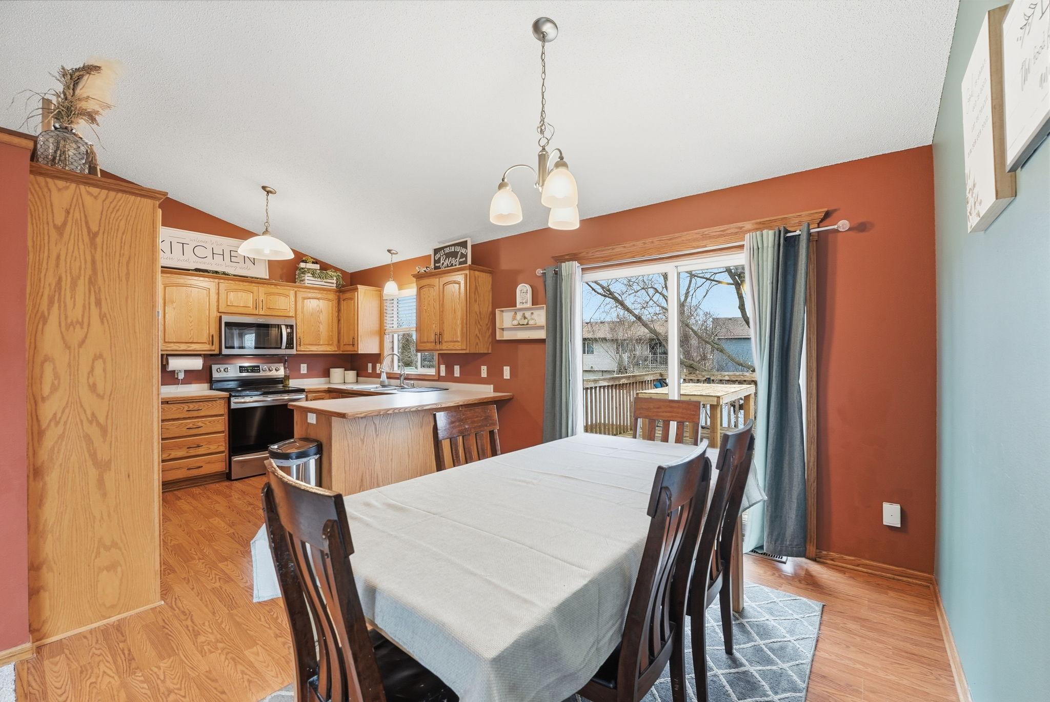 1208 Knickerbocker Court