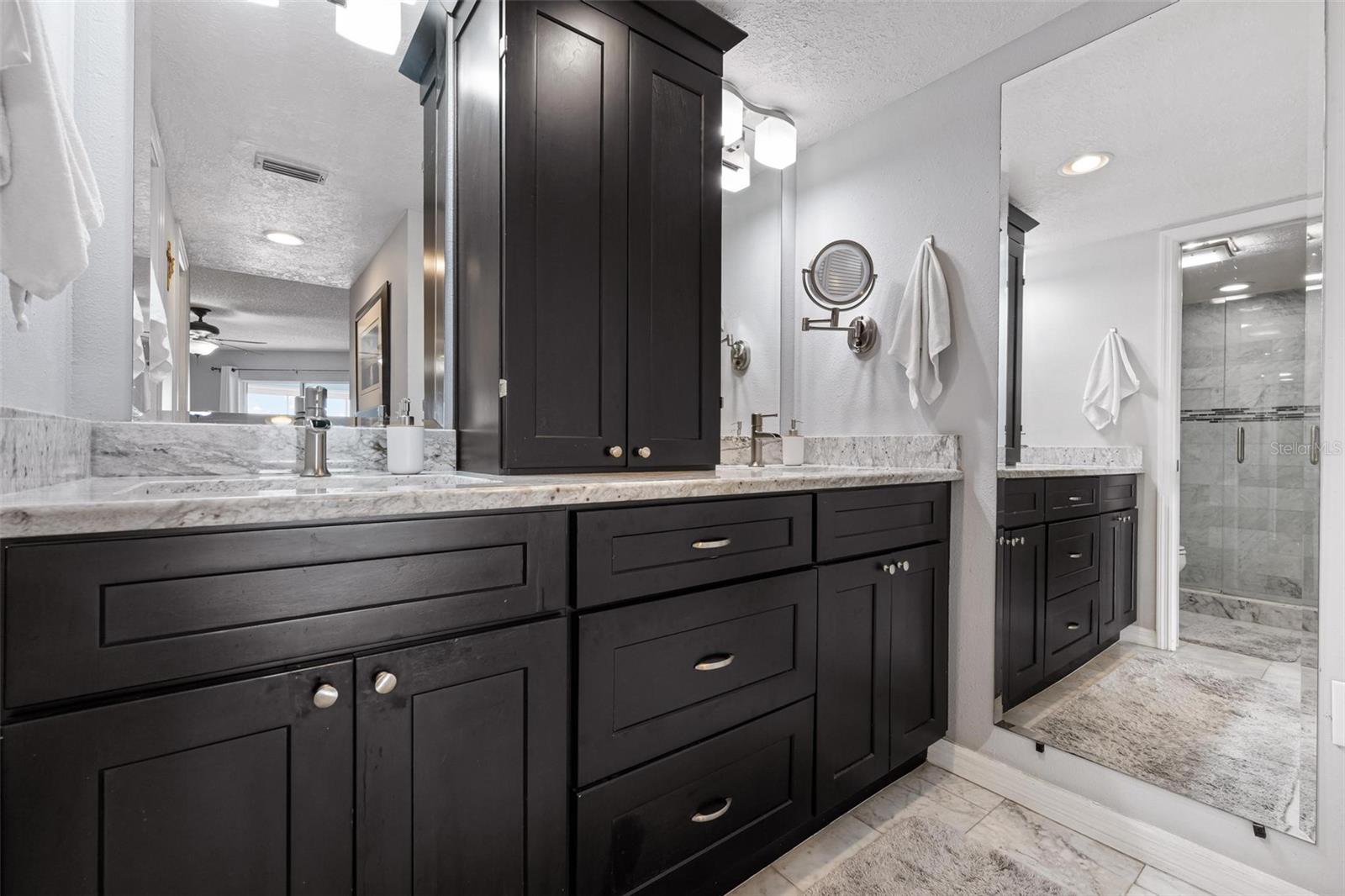 1103 Edgewater Circle 1103