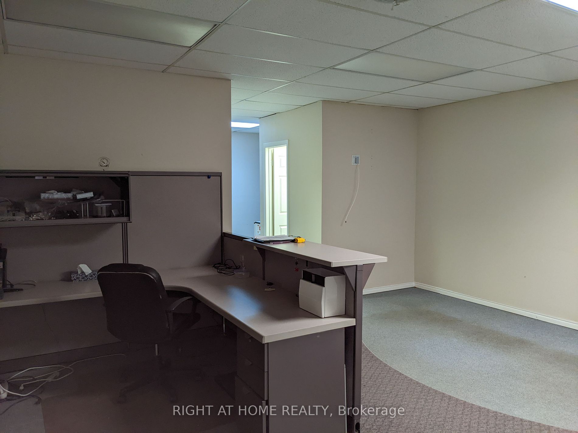 201 W King St 2C