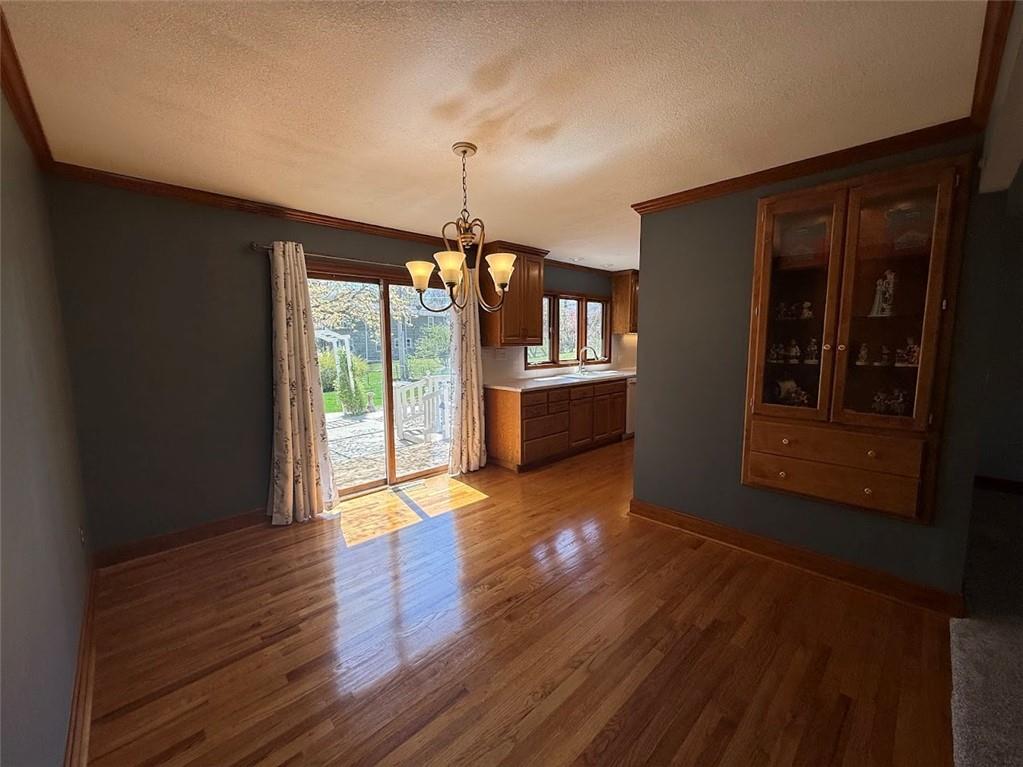 3707 NE 49th Terrace