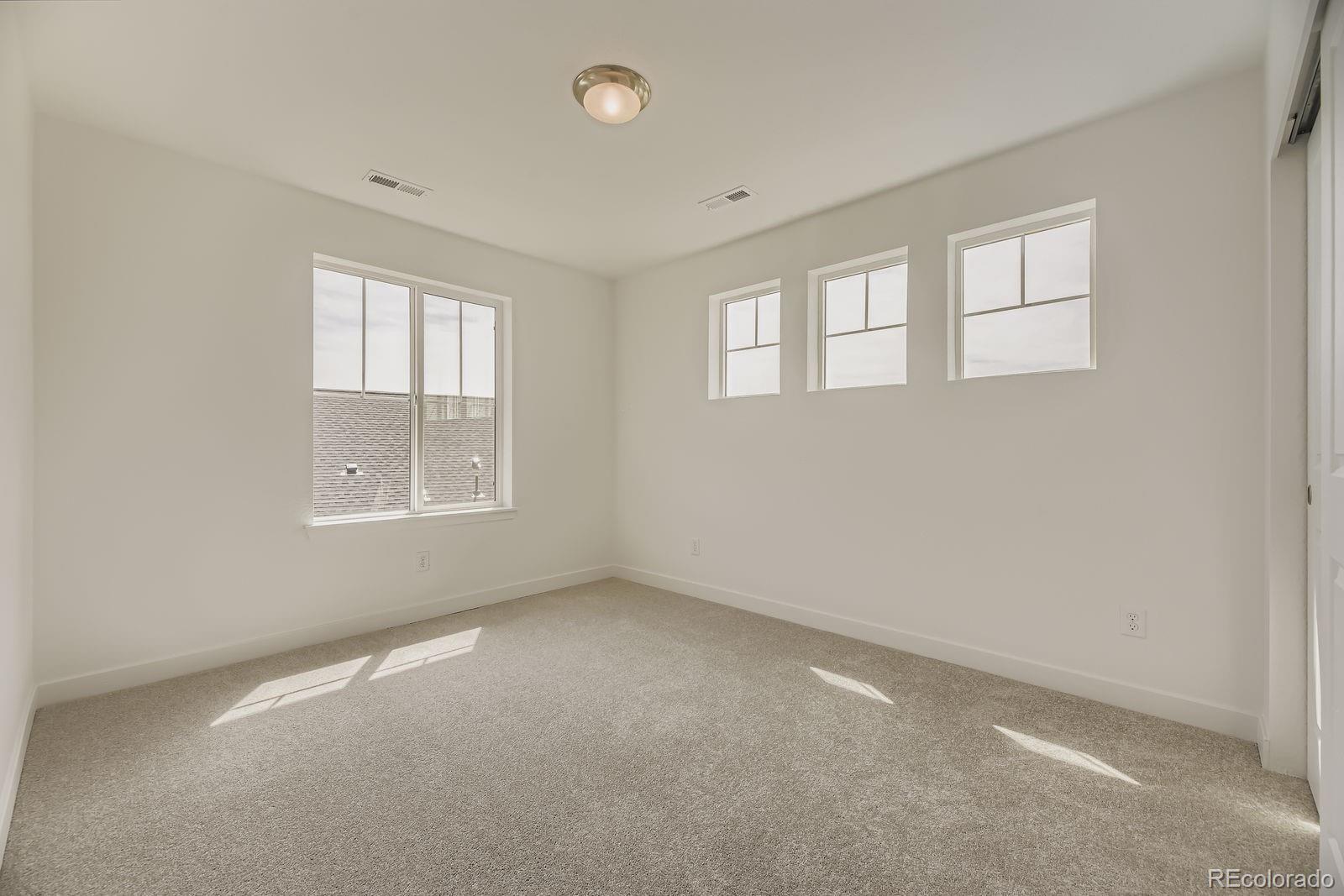 12780 W Glasgow Place