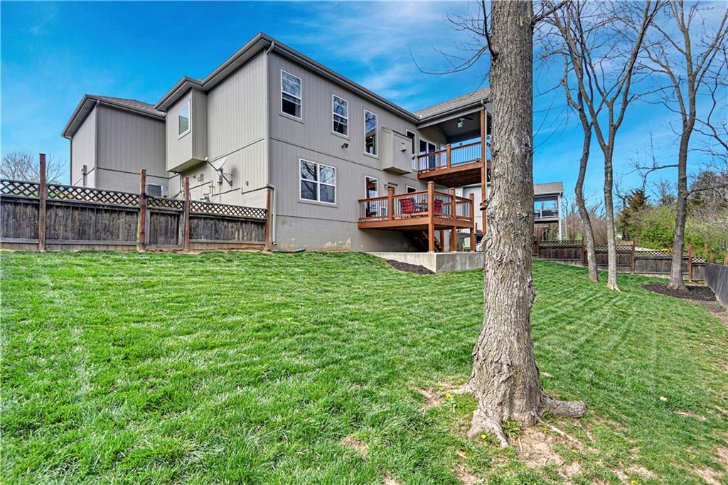 5809 N Liberty Avenue