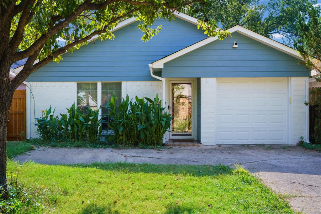 Newly updated home located in the historic district of Peak's Suburban Addition is a MUST SEE! This adorable 3 bedroom and 2 bathroom is available to rent for $2,750 per month or buy. A full exterior remodel was just completed in 2025 for energy efficiency. Neutral colors throughout, hardwood floors, stainless steel appliances and lighting upgrades throughout. Vaulted ceilings in the living room with a wood-burning fireplace. Fabulous location only one mile to Downtown, Lower Greenville, Deep Ellum, Uptown, & Knox Henderson. Close to shopping, restaurants, arts, culture & sports! New AC unit, water heater, and range within the past 3 years.