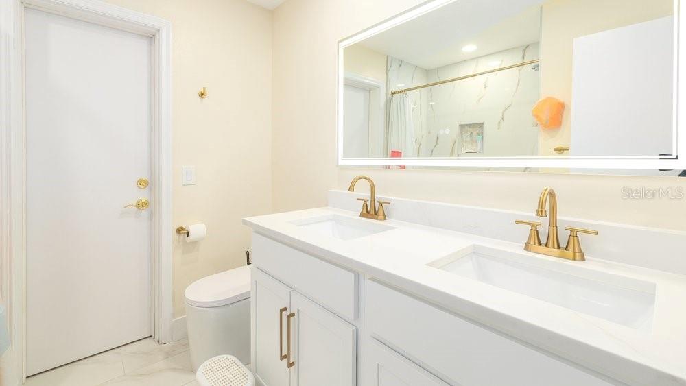 2086 Winnetka Court