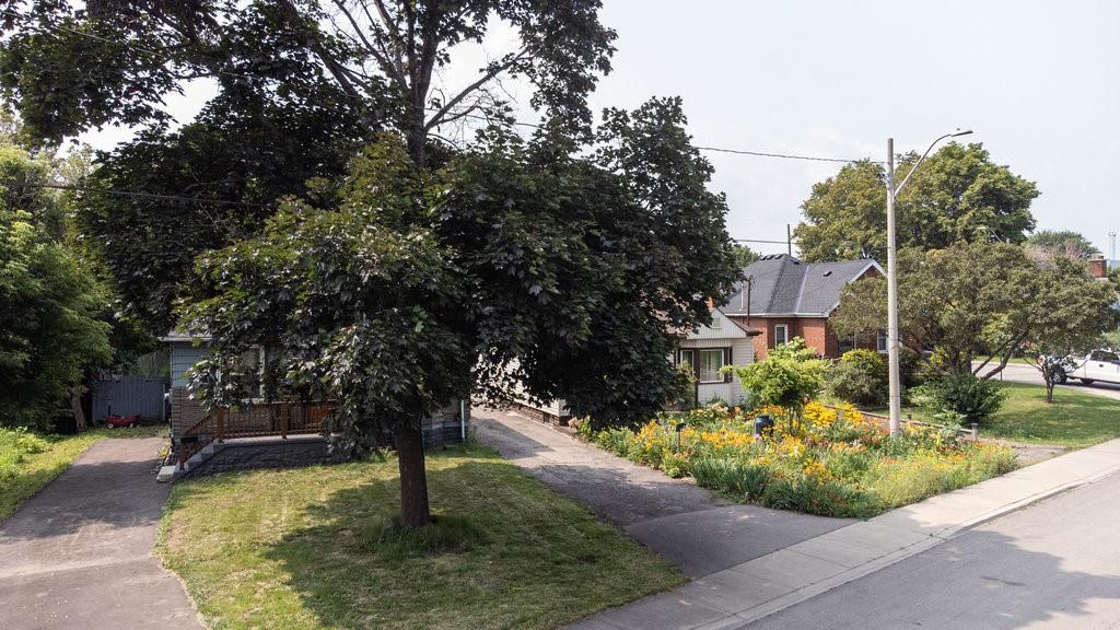 1138 LEASIDE Road