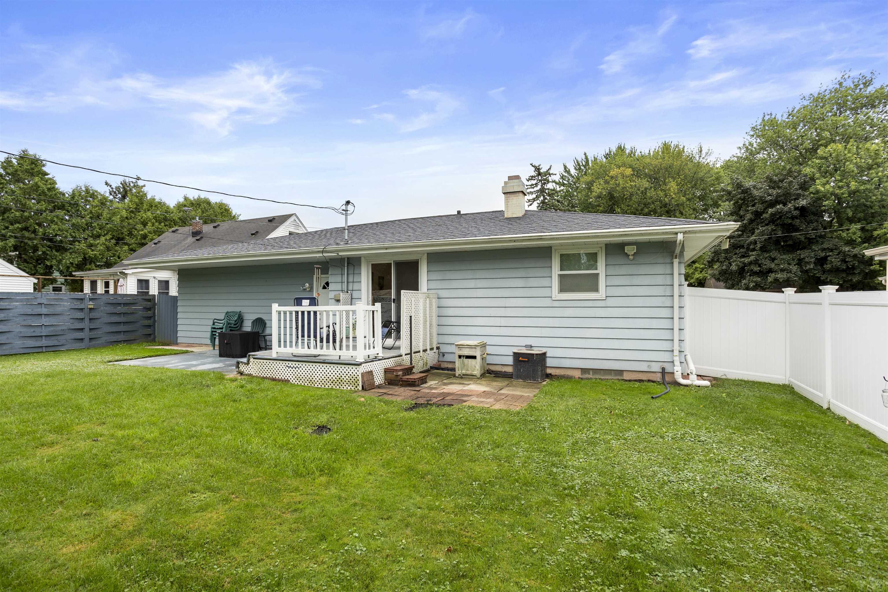 224 E Taft Avenue