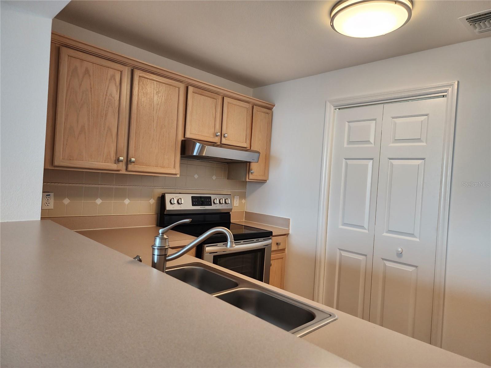 345 Bayshore Boulevard P6