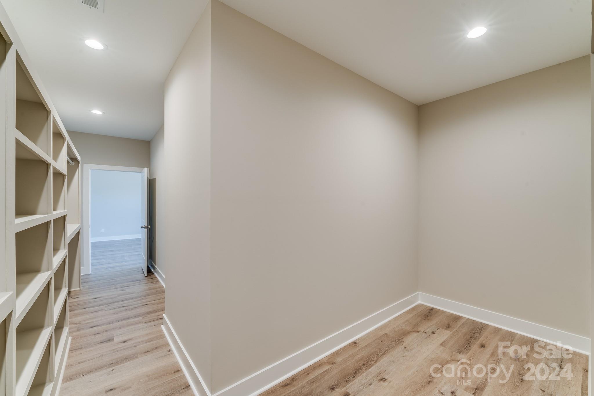 32528 Buchanan Lane