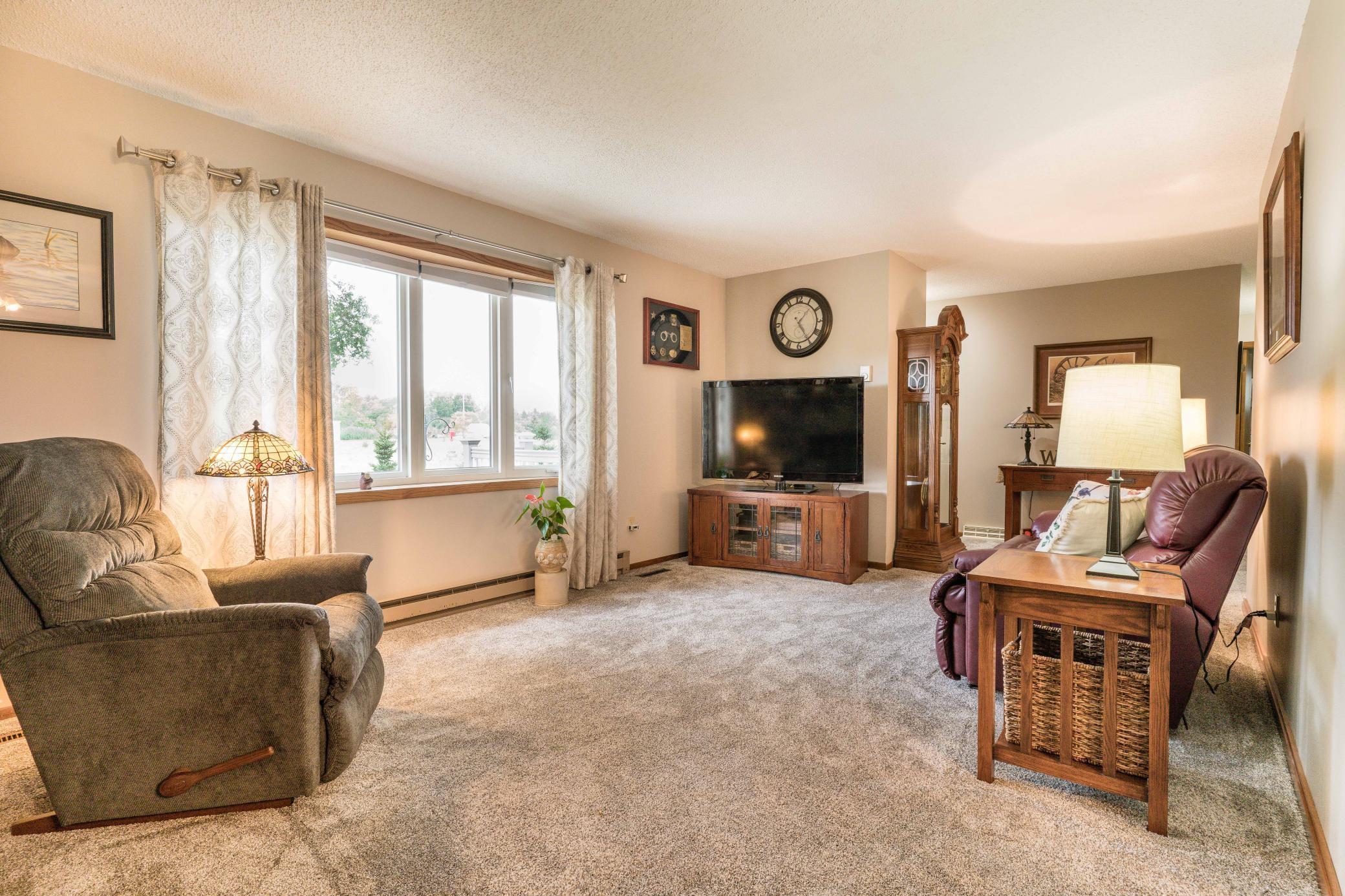 23490 Cottonwood Lane