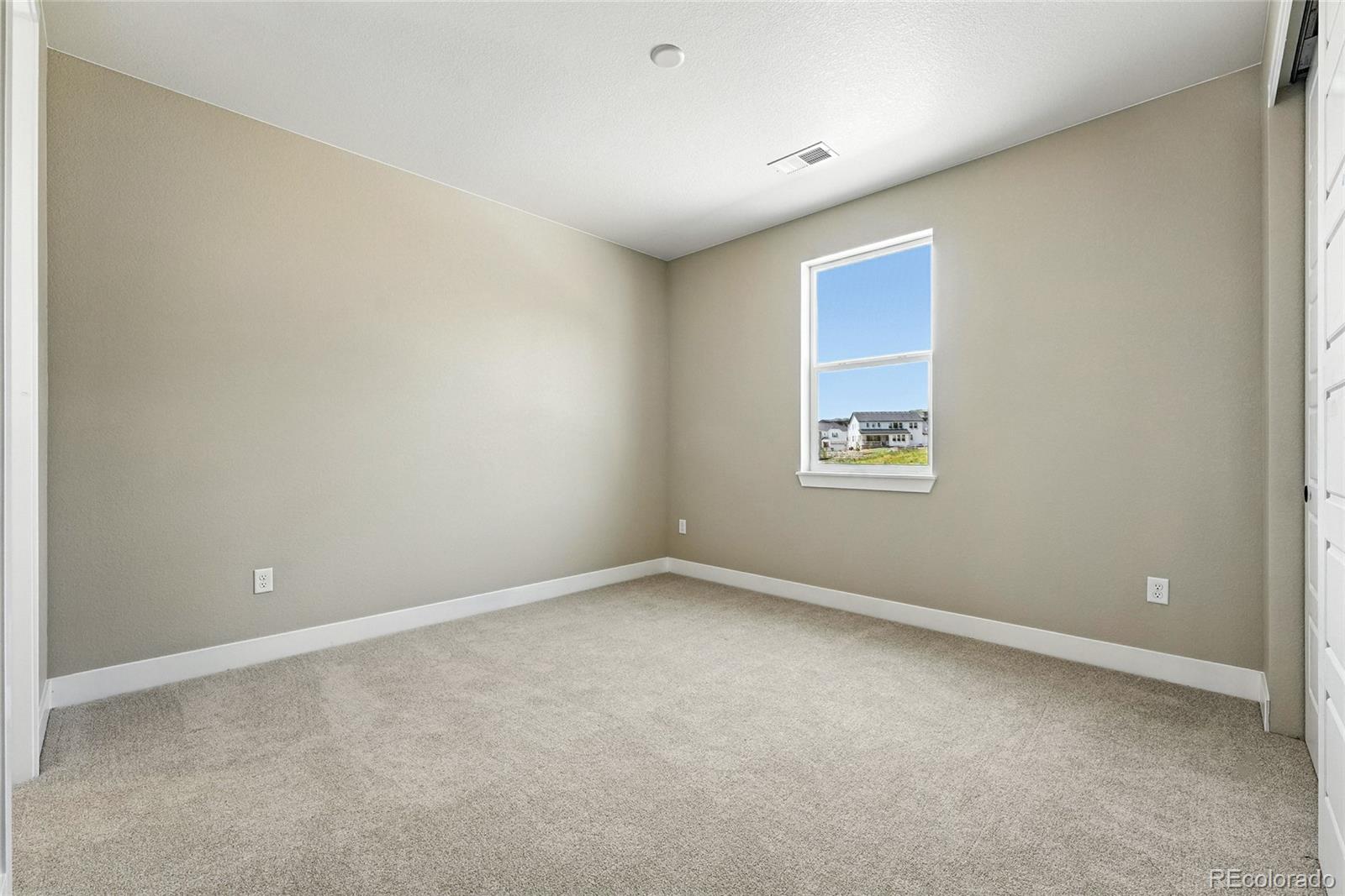 1694 Fox Trotter Point