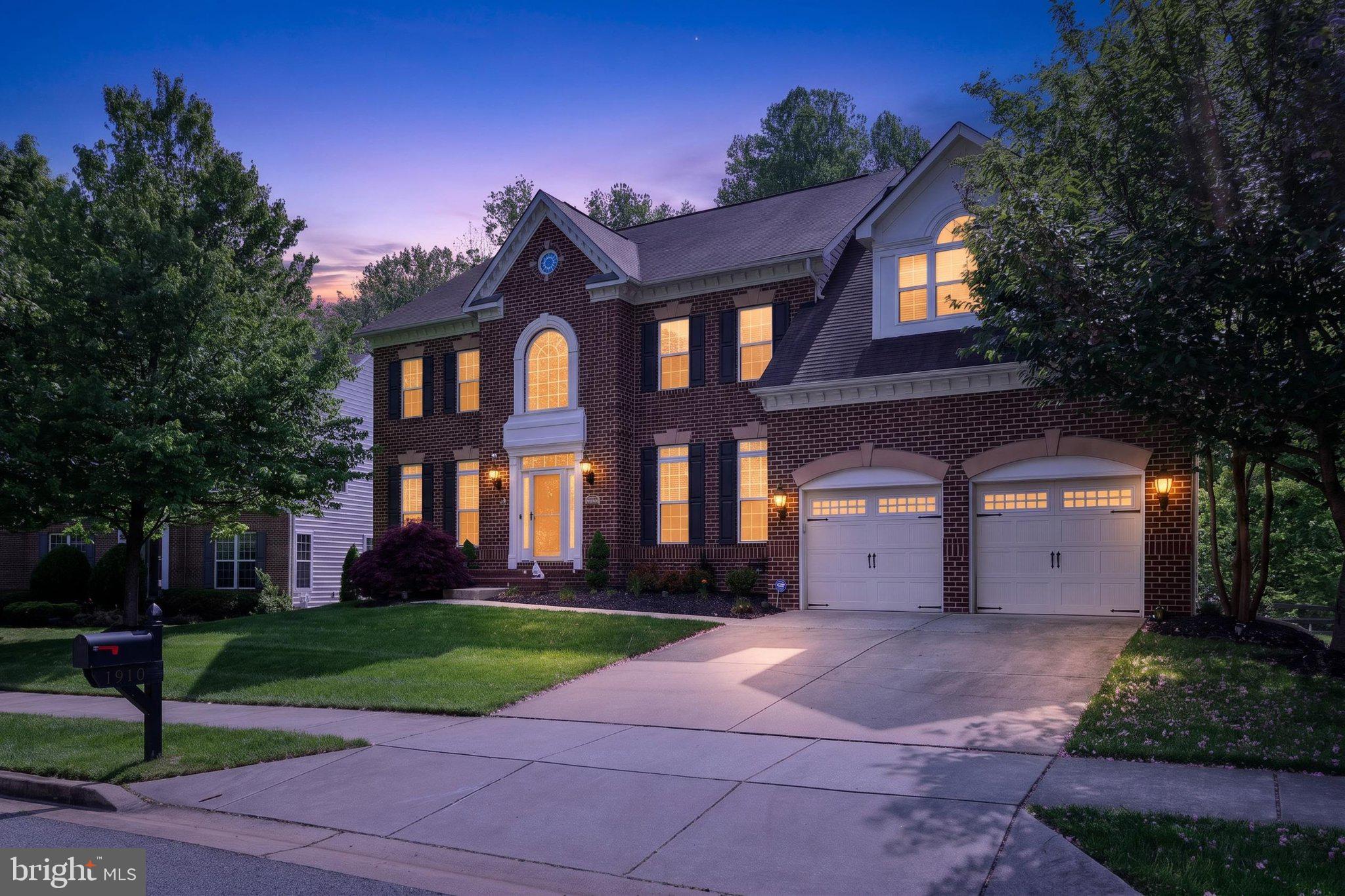 1910 Lake Forest Drive