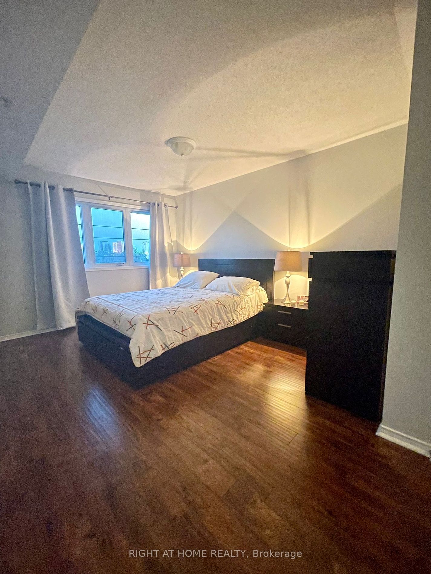 5100 Winston Churchill Blvd 208