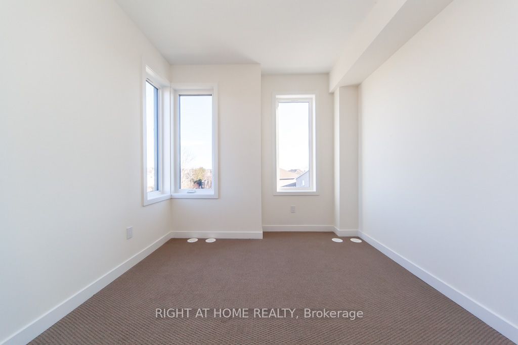 160 Densmore Rd 2104