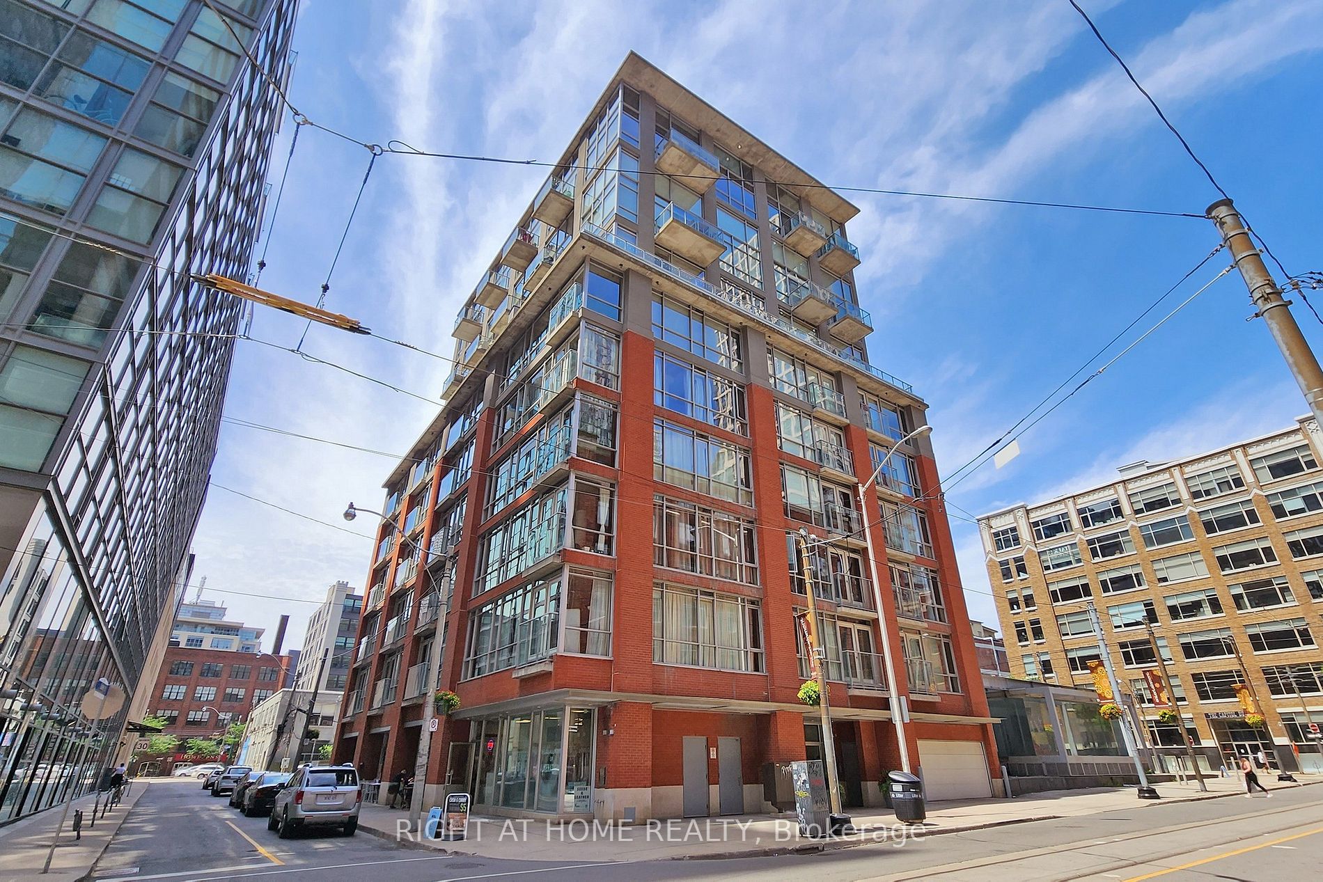 36 Charlotte St 405