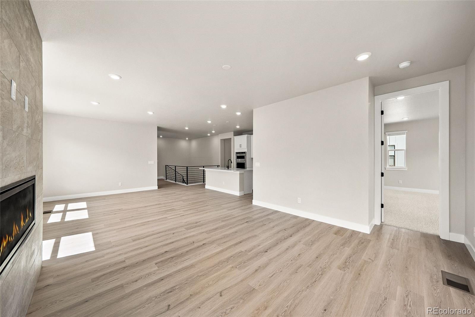 8632 Whiteclover Street