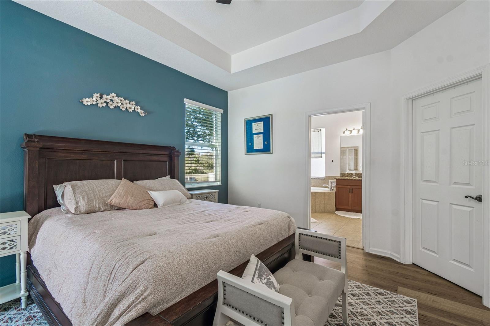 8621 Eagle Brook Drive