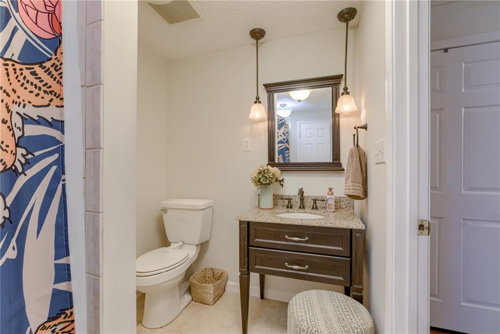 6623 Cottonwood Drive