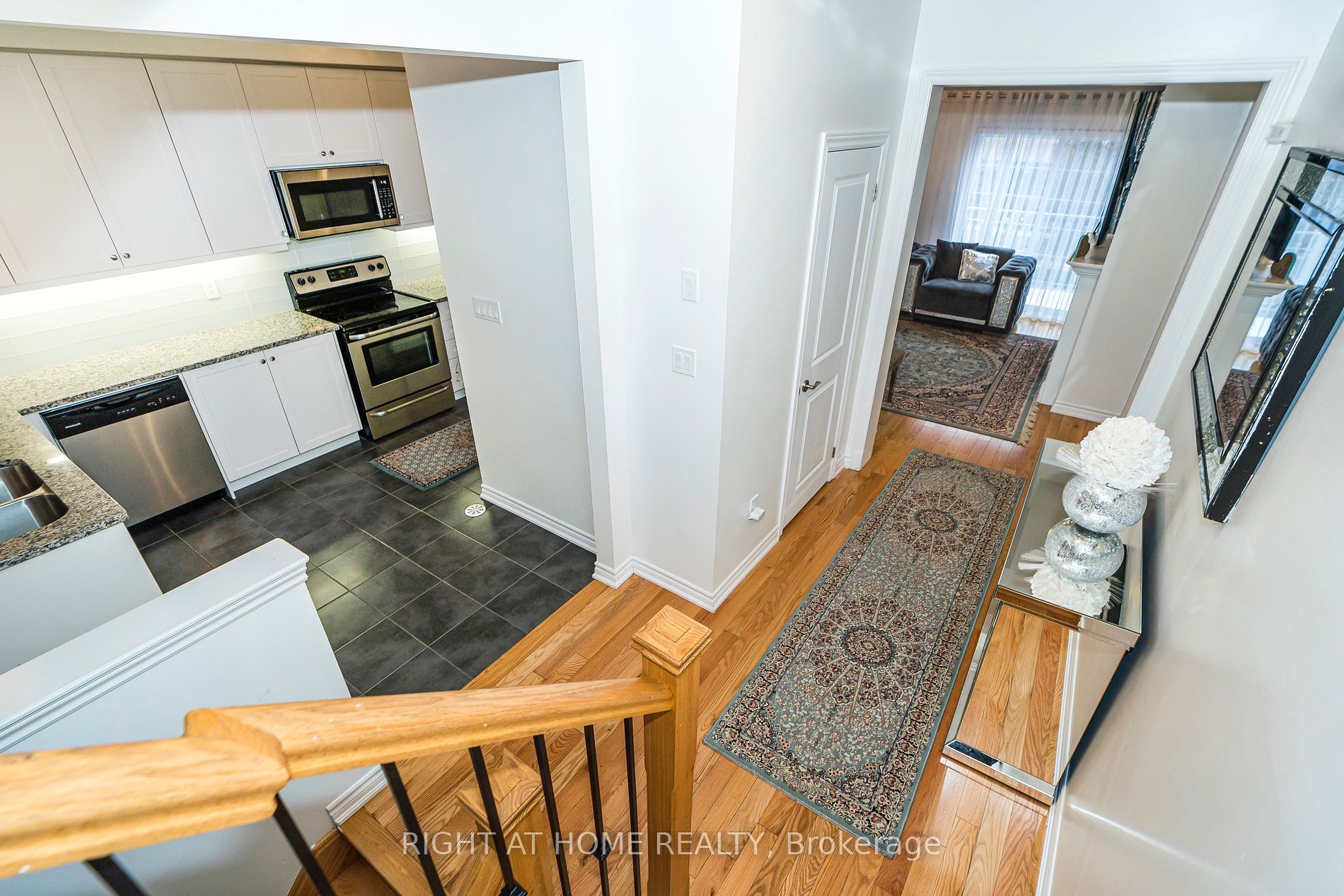 218 Appleton Crt
