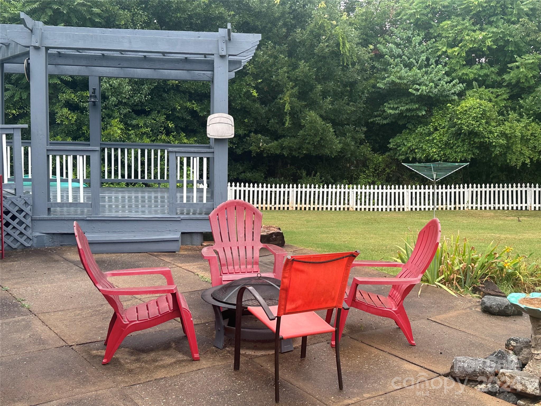 4050 Quarry Estates Road